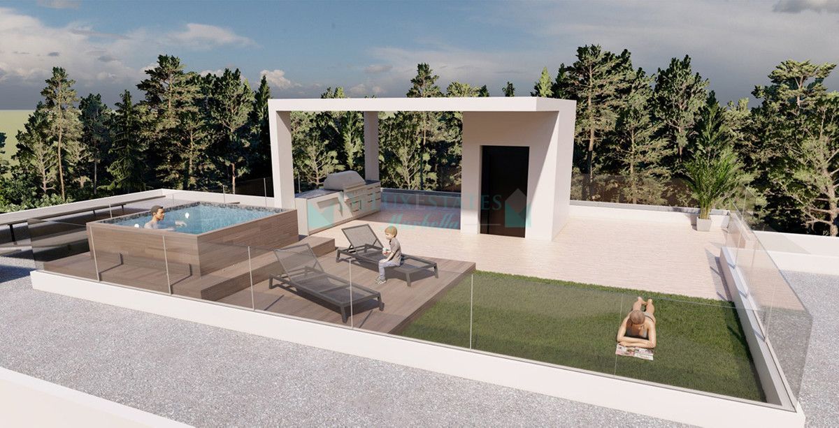 Villa for sale in Elviria, Marbella East