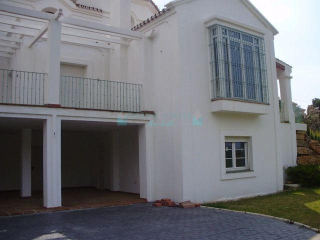 Villa for rent in Elviria, Marbella East