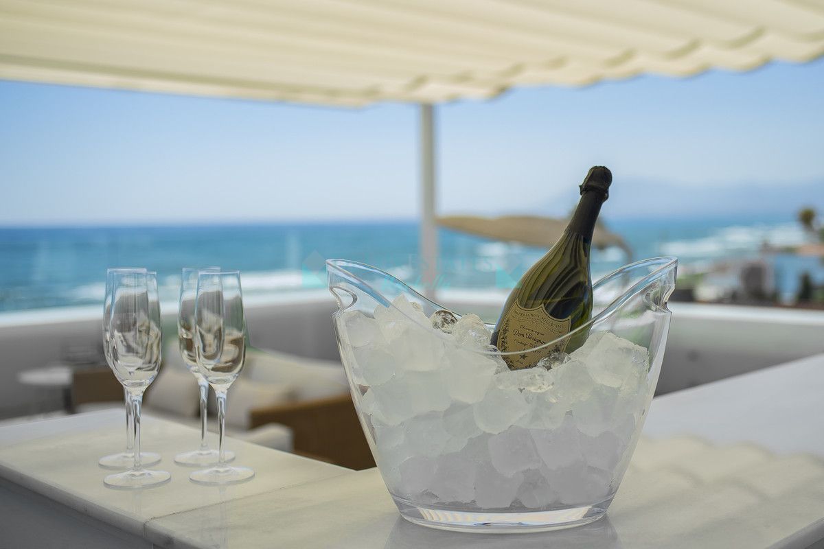 Villa for sale in Costabella, Marbella East