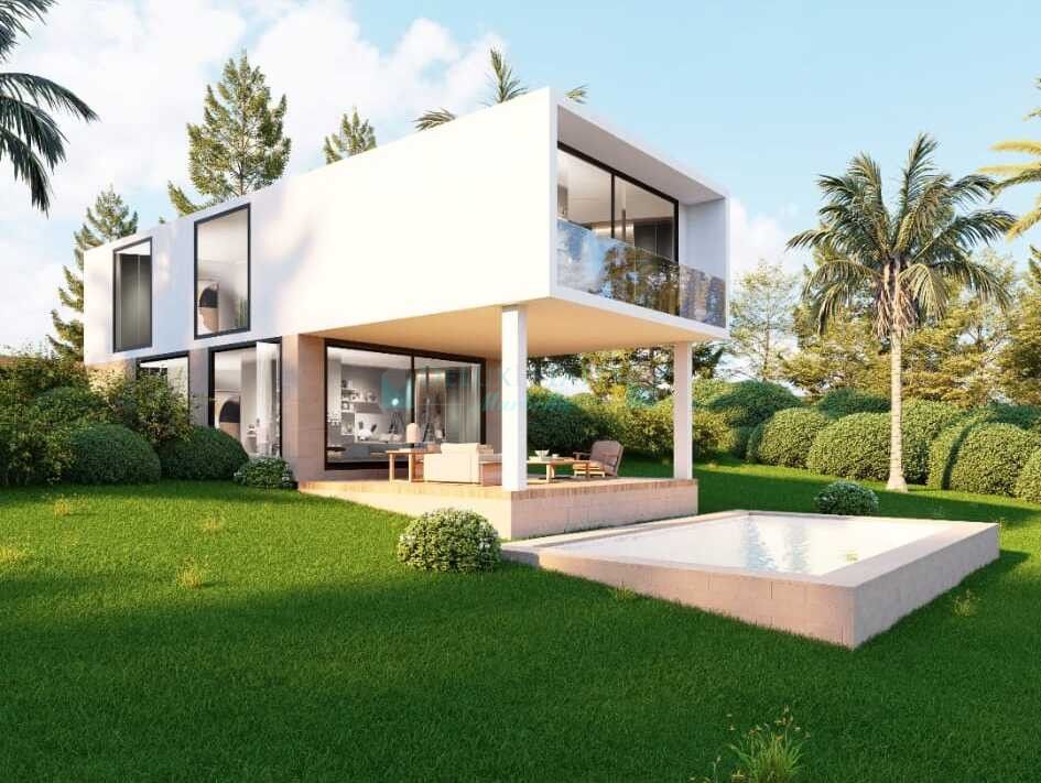 Villa for sale in Valle Romano, Estepona