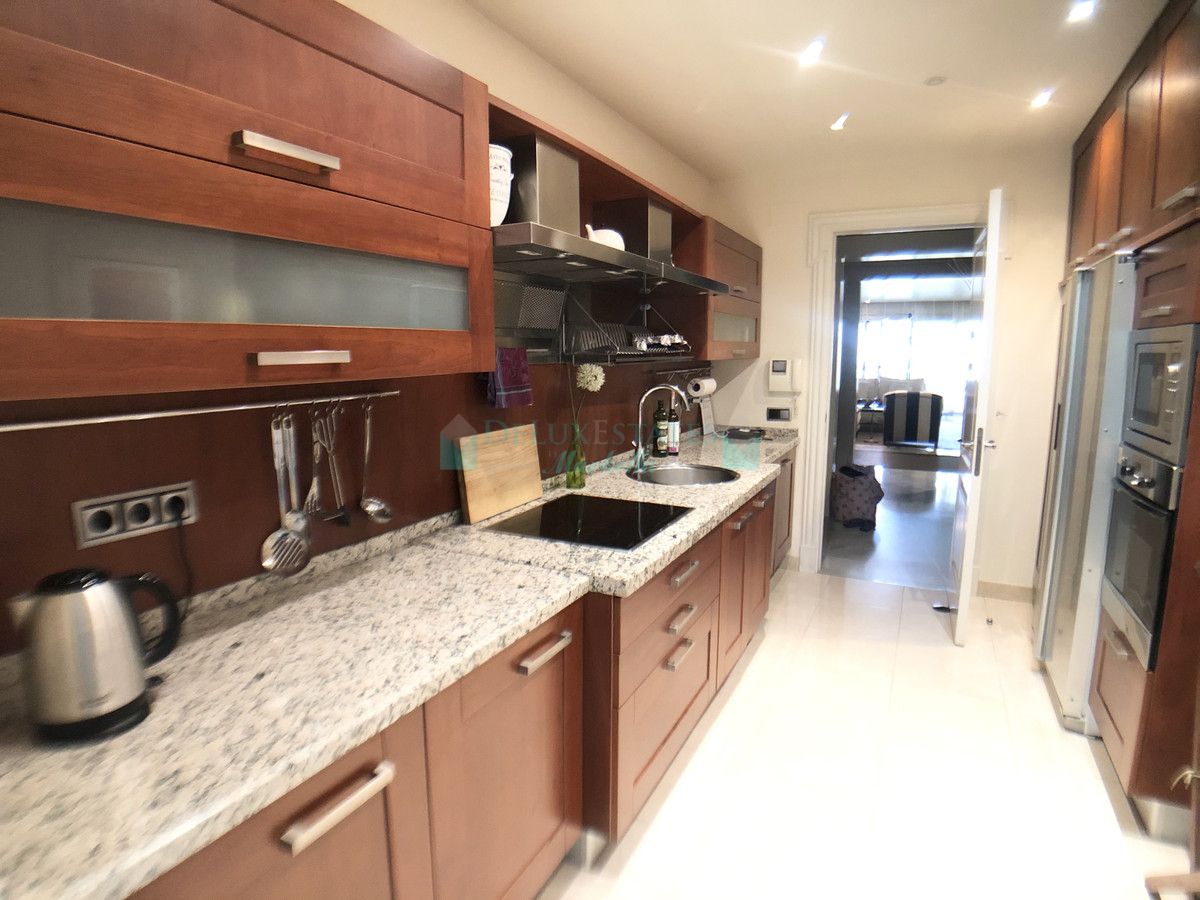 Apartment for rent in Los Monteros, Marbella East