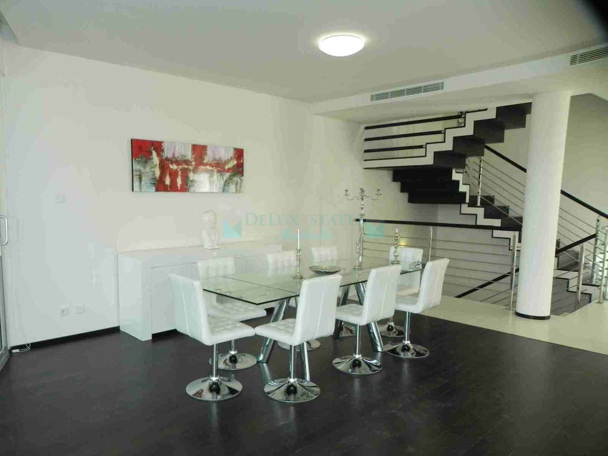 Villa Pareada en alquiler en Sierra Blanca, Marbella Golden Mile