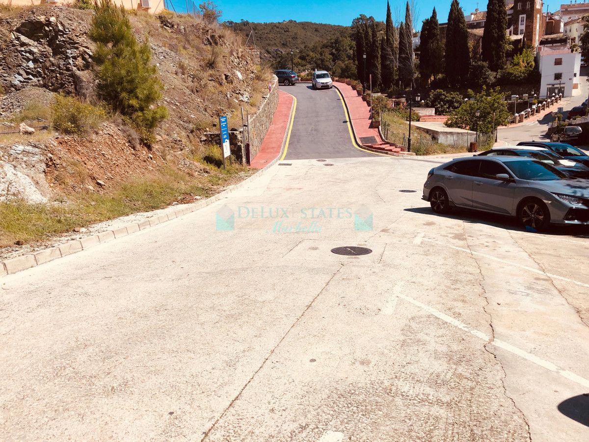 Residential Plot for sale in Benahavis