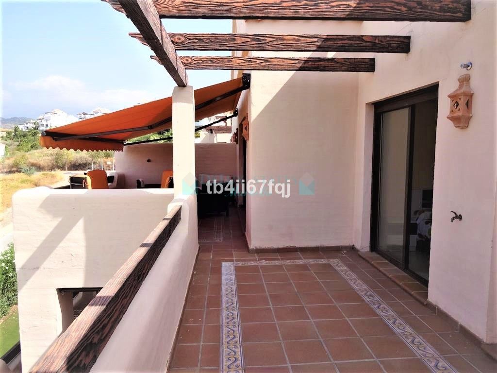 Penthouse for sale in Benahavis