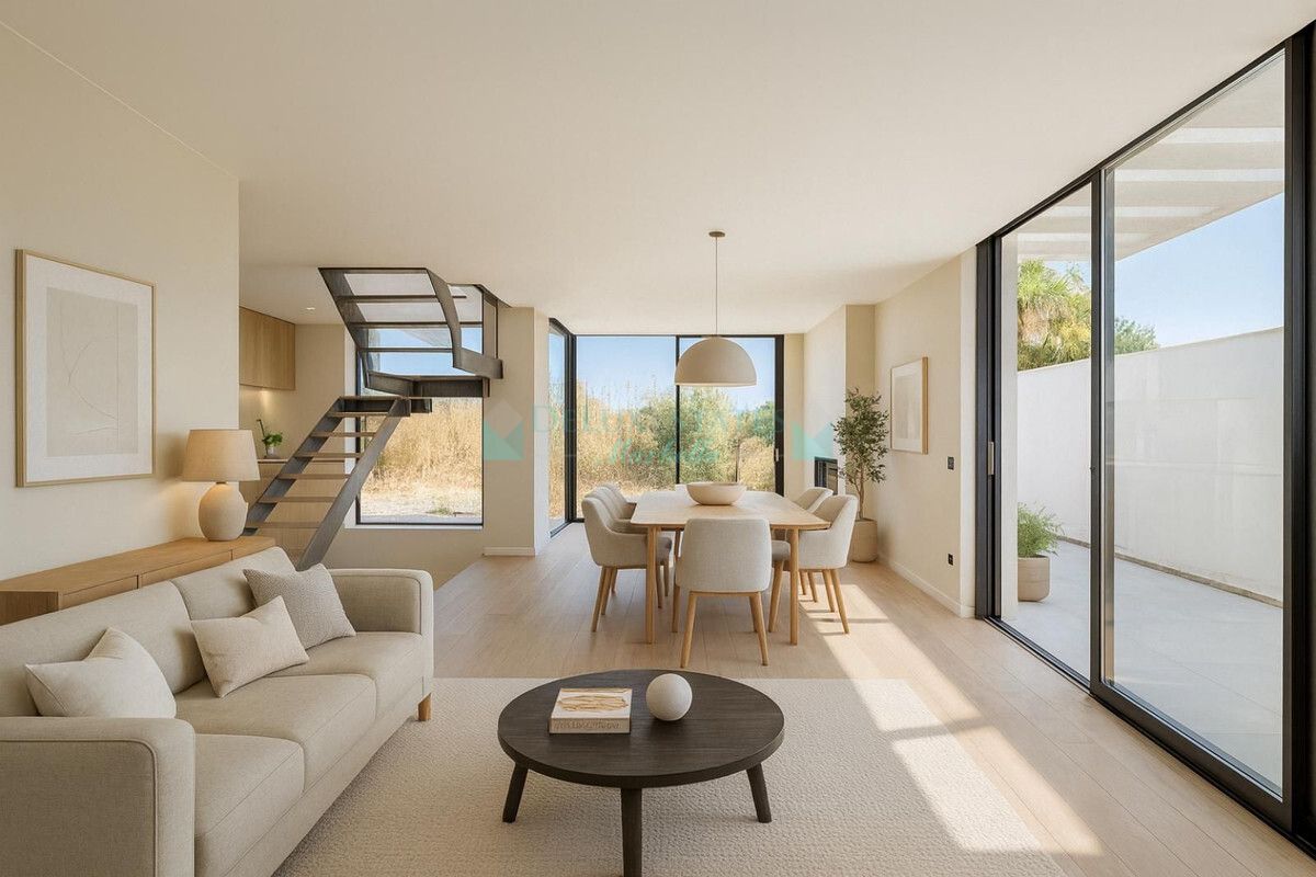 Villa for sale in Nueva Andalucia