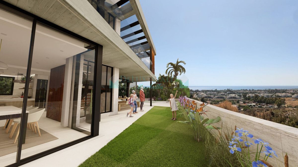 Villa for sale in Nueva Andalucia