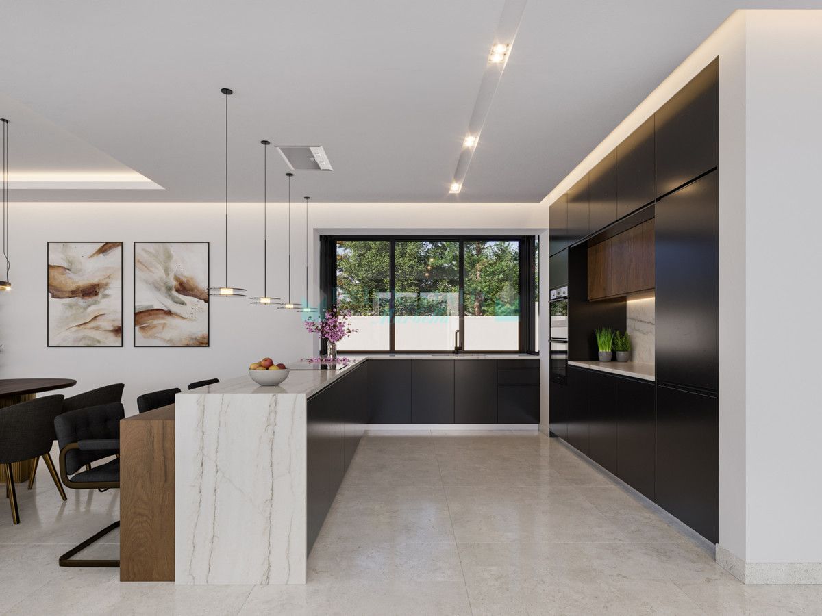 Villa en venta en New Golden Mile, Estepona