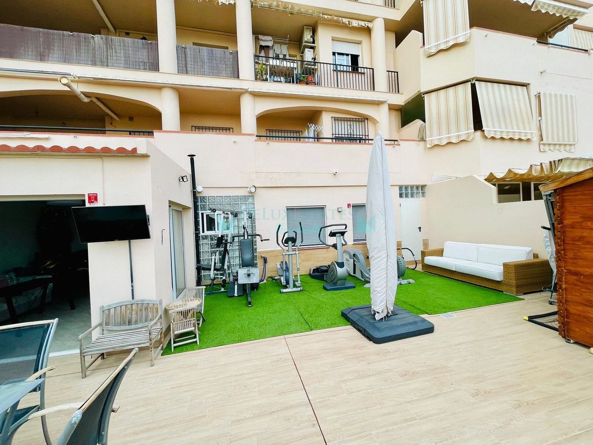 Apartment for sale in Estepona