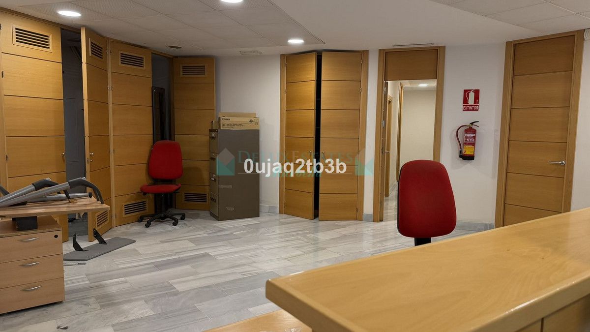 Office for rent in Marbella