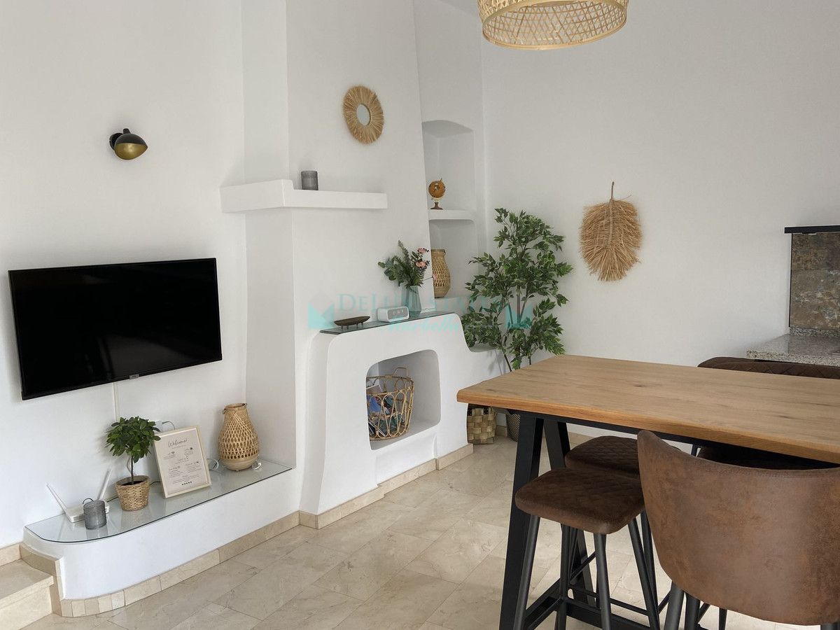 Ground Floor Apartment for sale in Cabopino, Marbella East