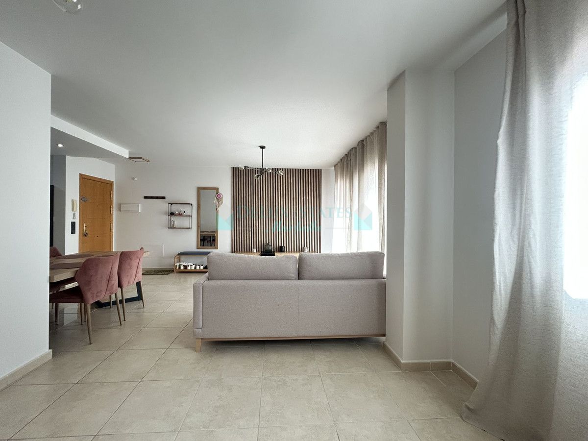 Penthouse for sale in Nueva Andalucia