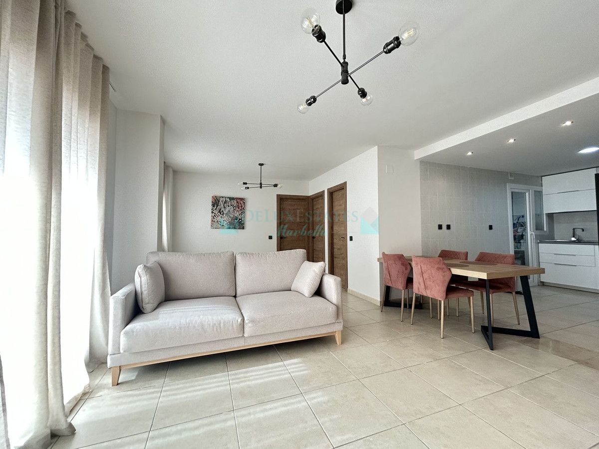 Penthouse for sale in Nueva Andalucia