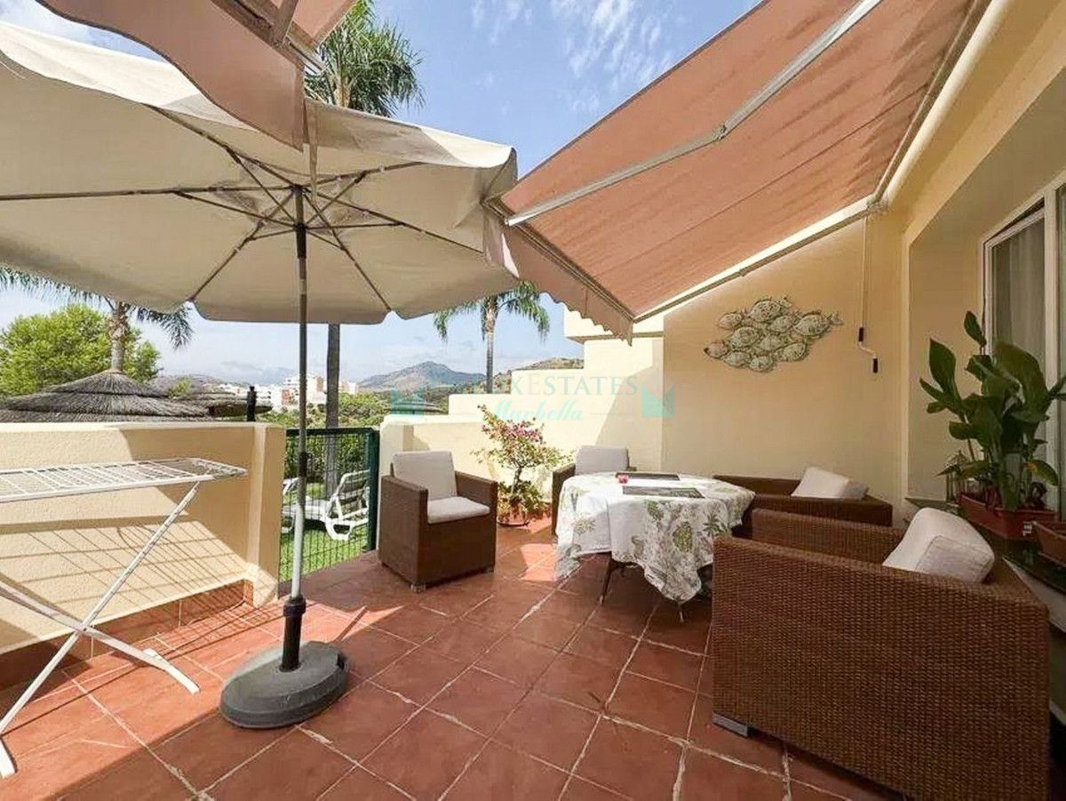Ground Floor Apartment for sale in Benahavis