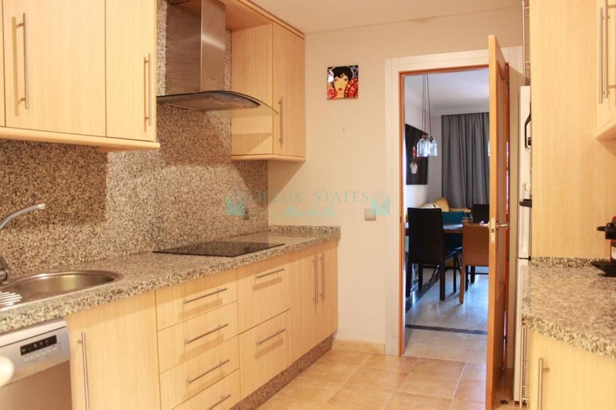 Apartamento en venta en Estepona