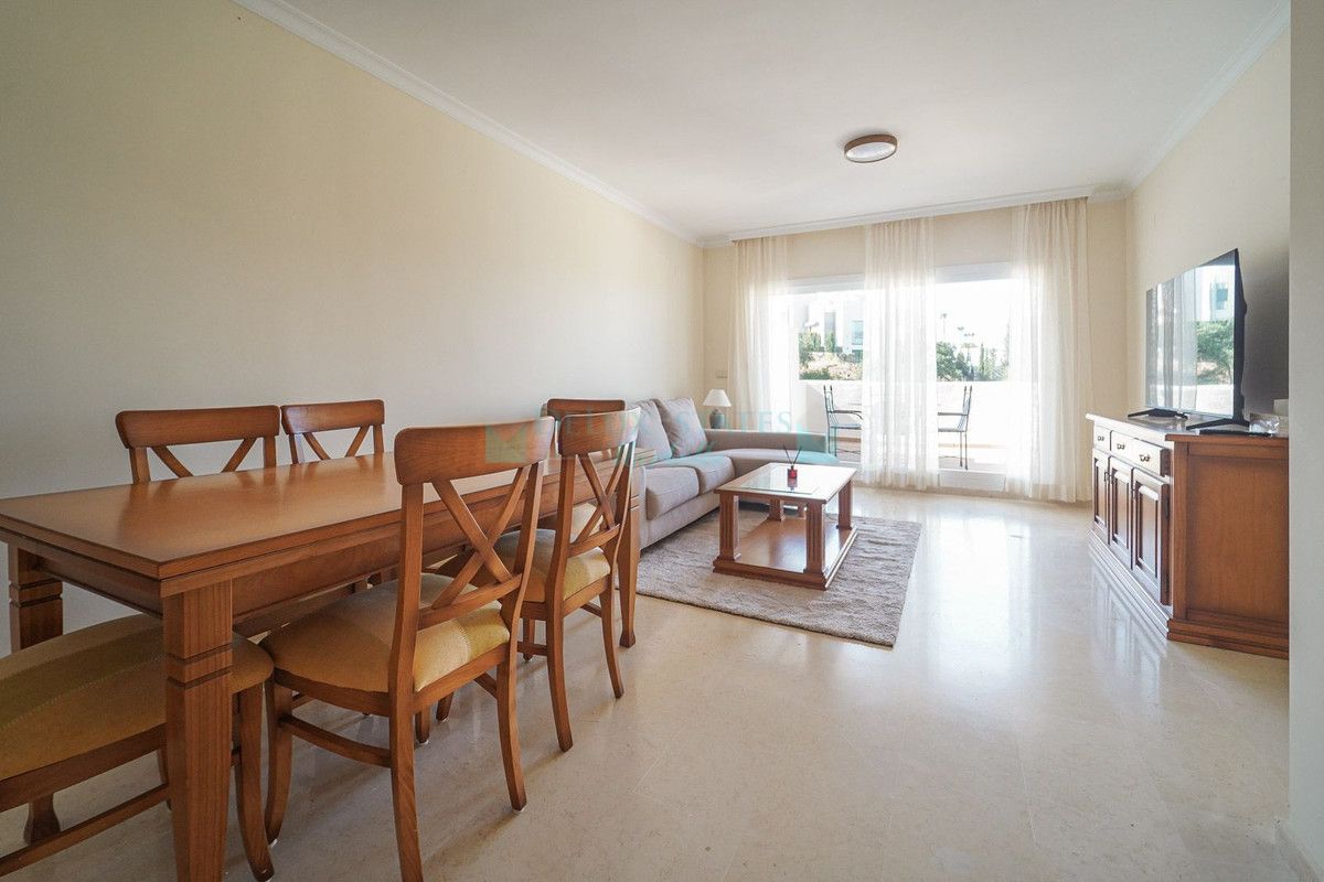 Penthouse for sale in Elviria, Marbella East