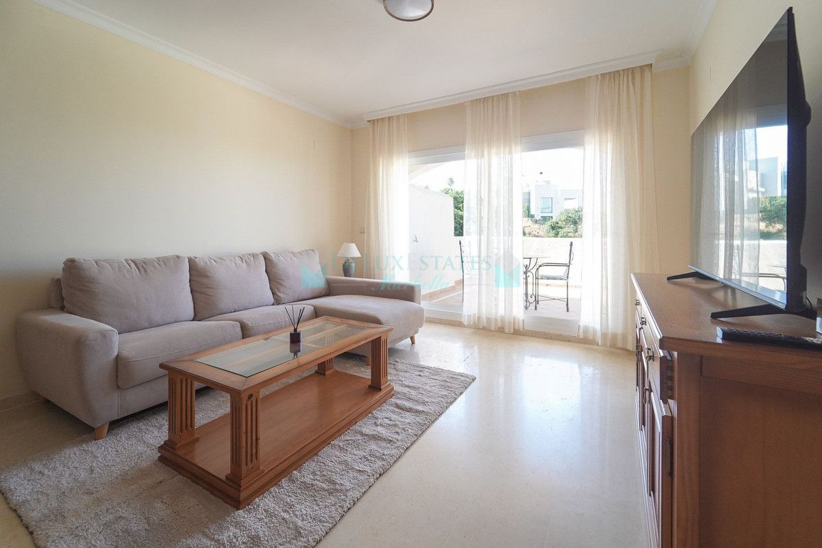 Penthouse for sale in Elviria, Marbella East