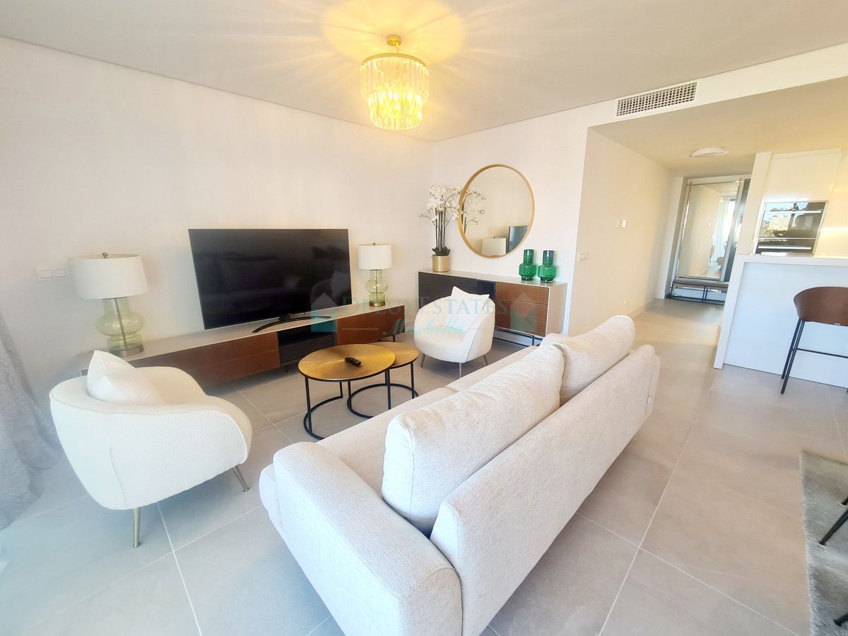 Ground Floor Apartment for sale in Cabopino, Marbella East