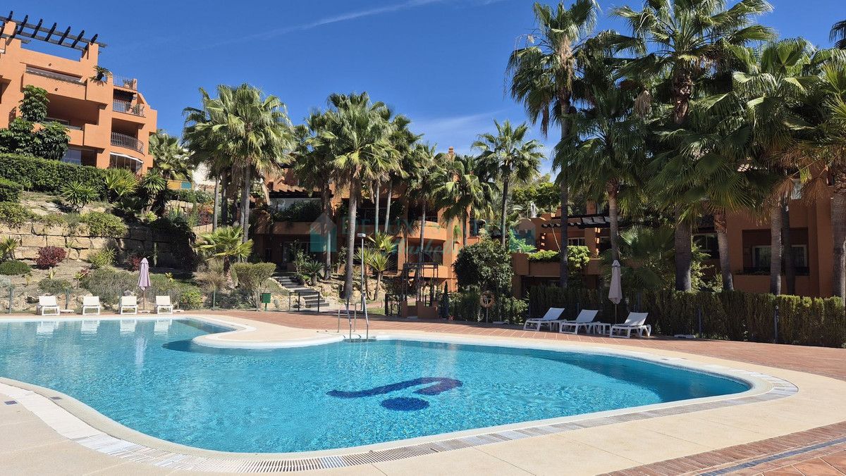 Apartment for sale in Nueva Andalucia