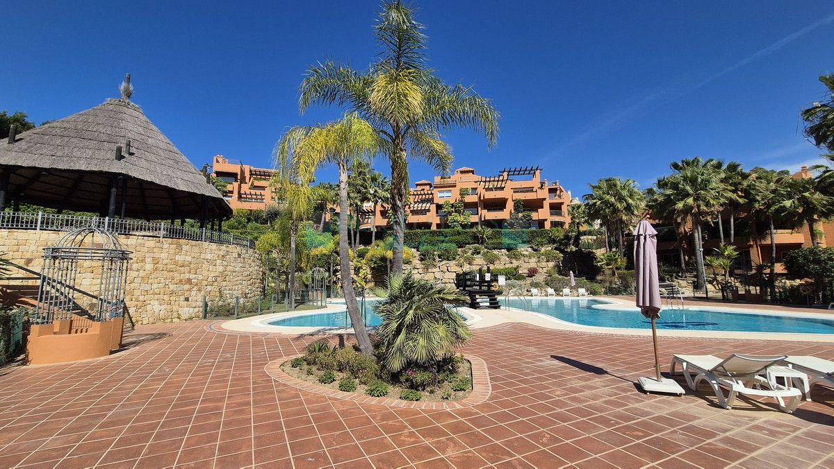 Apartment for sale in Nueva Andalucia