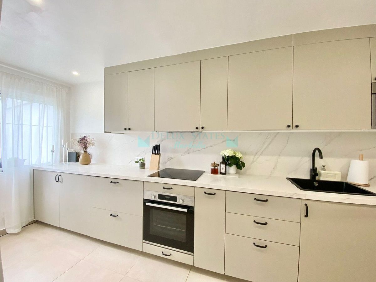 Villa for rent in Estepona