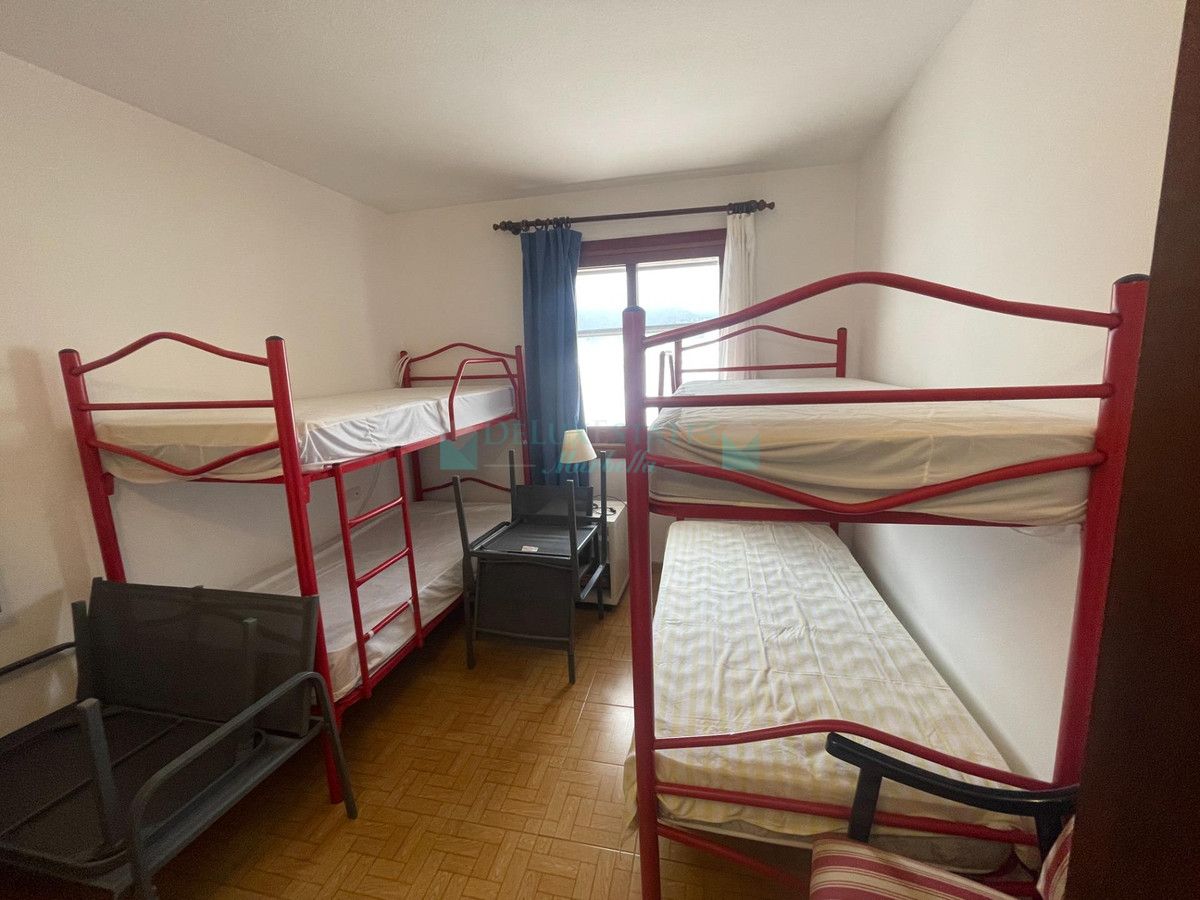 Penthouse for sale in Estepona