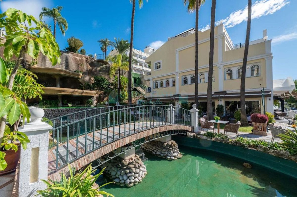 Penthouse for sale in Nueva Andalucia