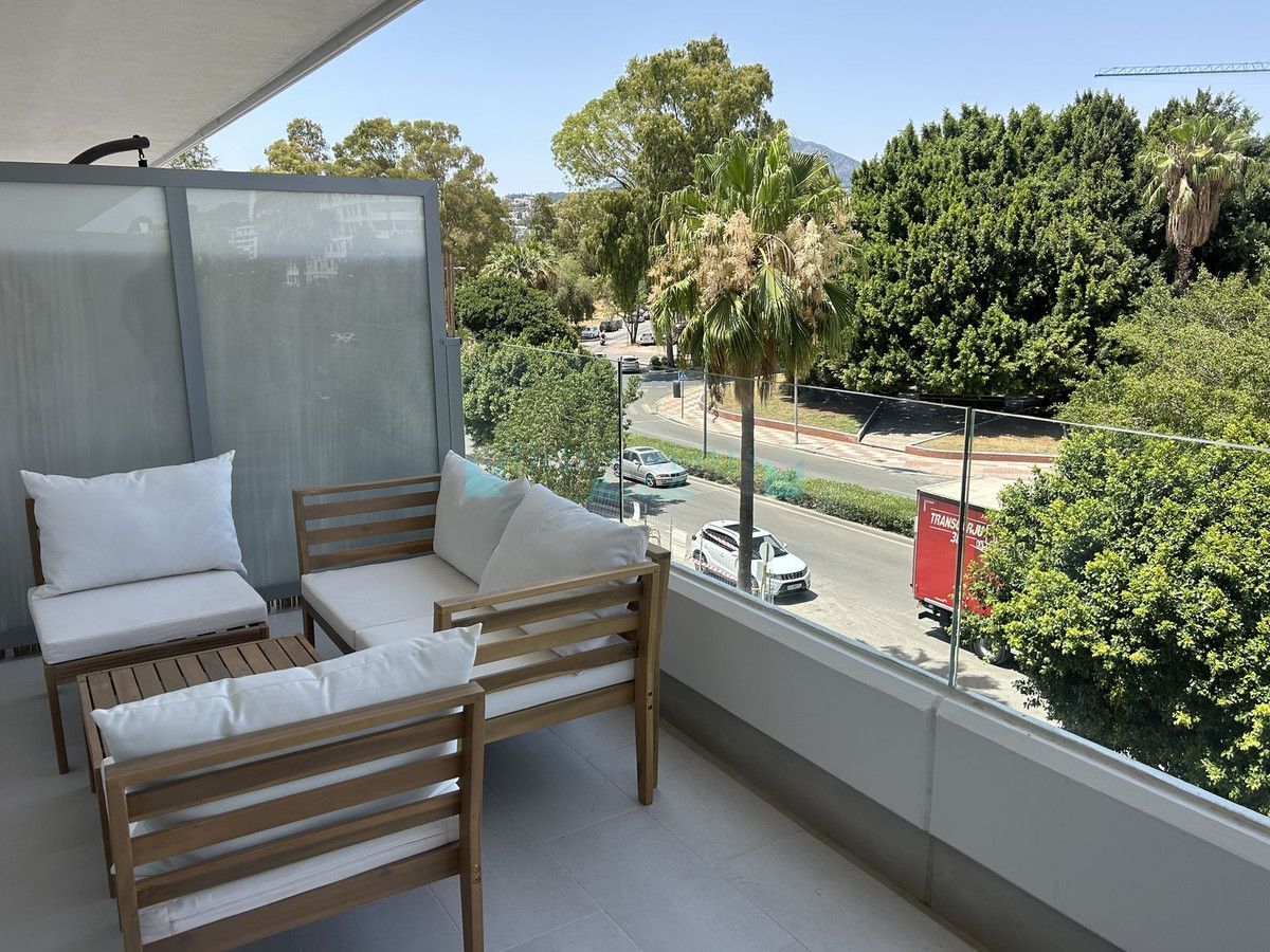 Apartment for rent in La Campana, Nueva Andalucia