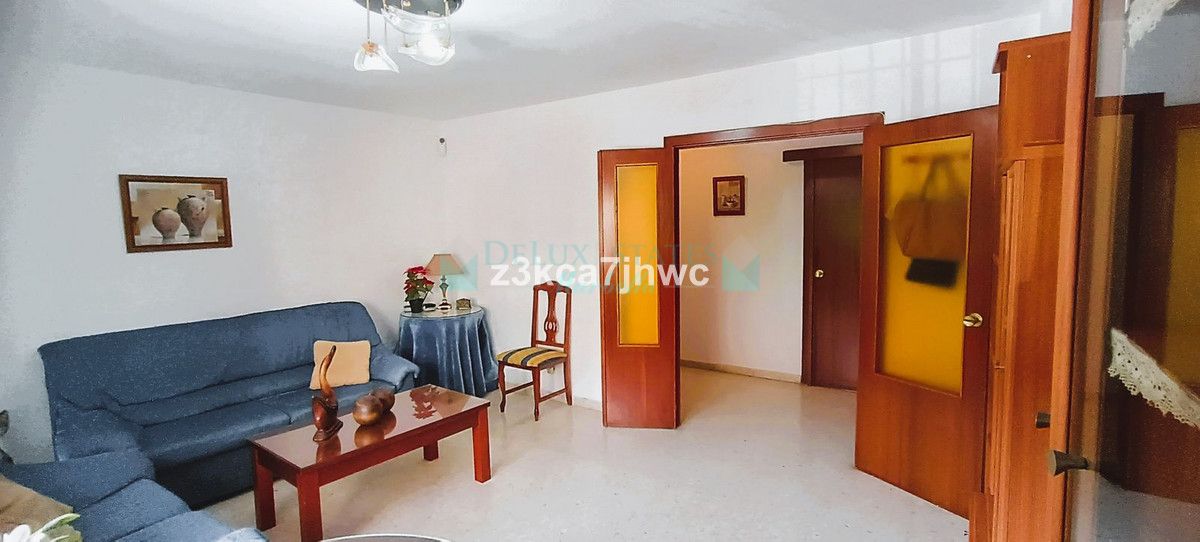 Apartamento en venta en Estepona