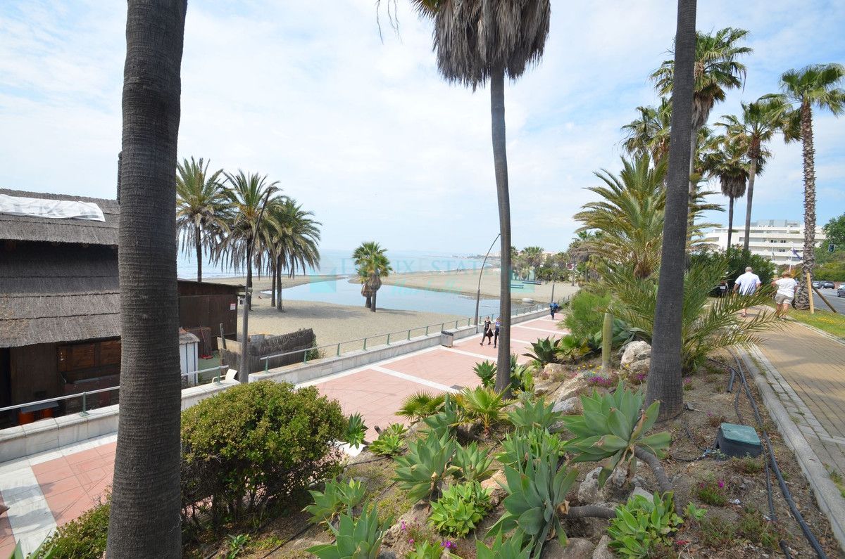 Apartamento en venta en Estepona