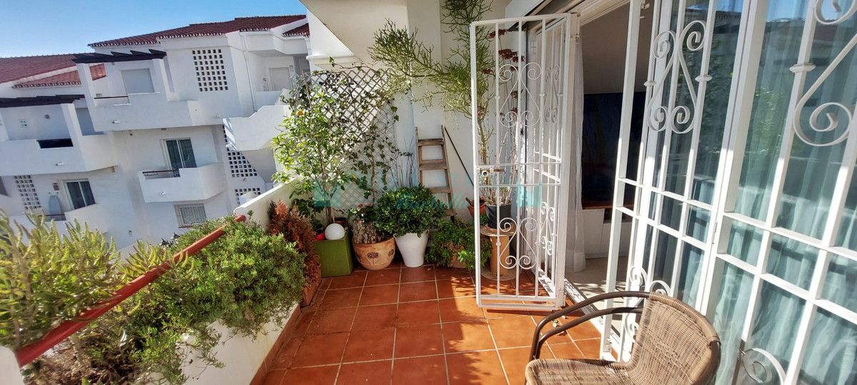 Apartamento en venta en Bel Air, Estepona