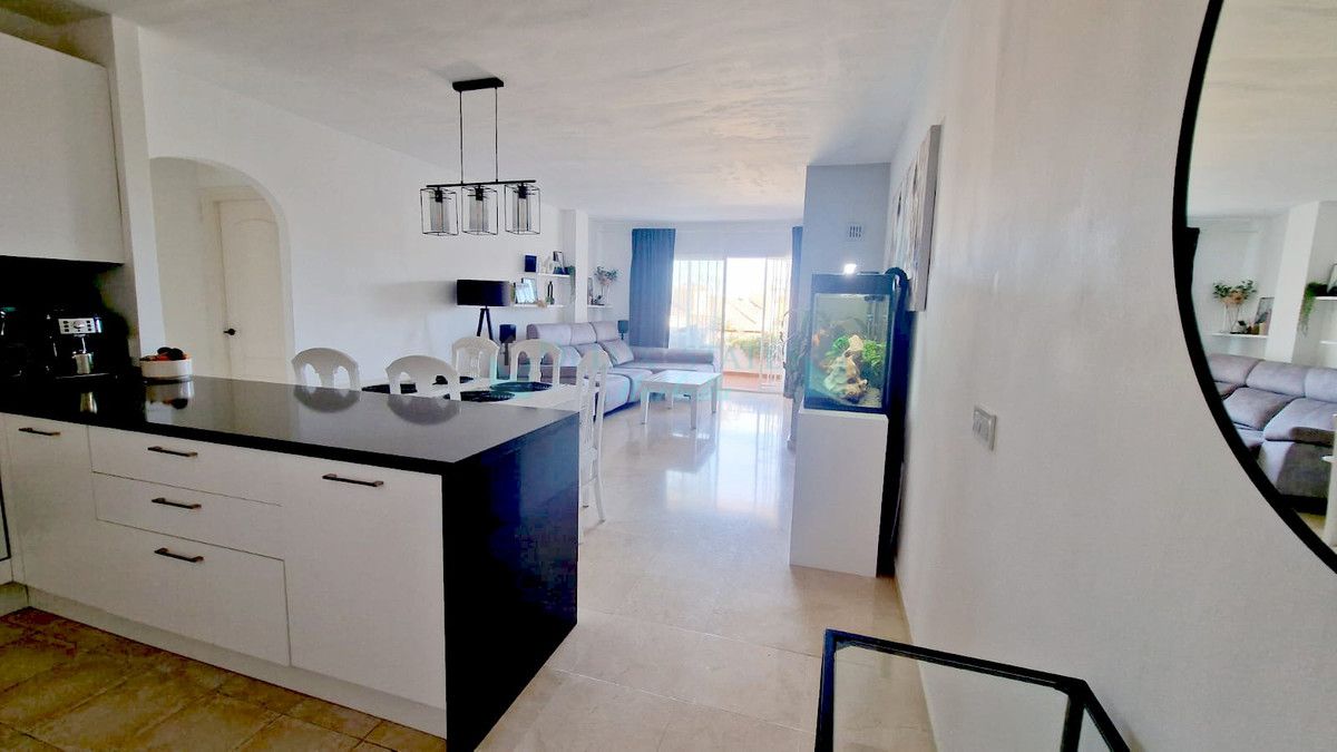 Apartamento en venta en Bel Air, Estepona