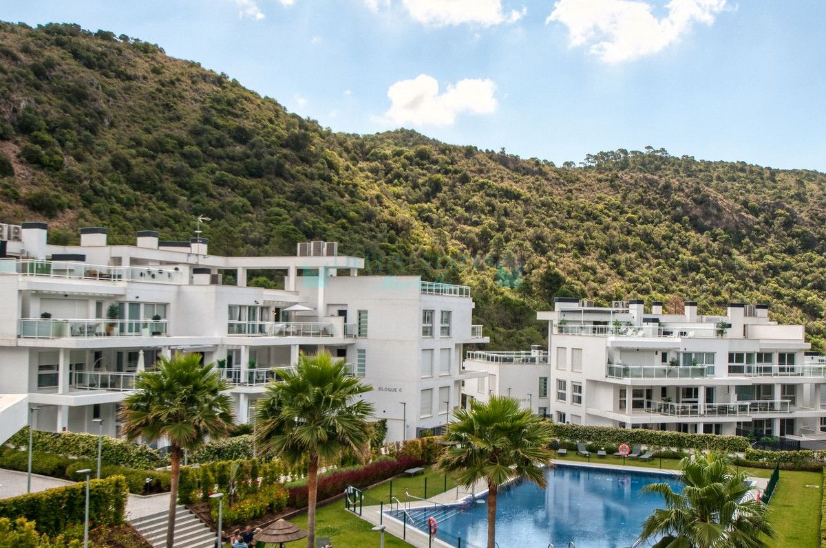 Penthouse for sale in Benahavis