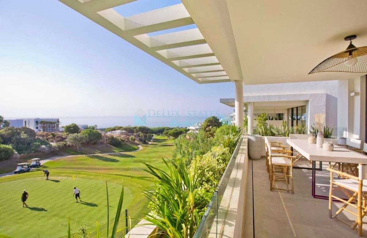 Town House for rent in Cabopino, Marbella East