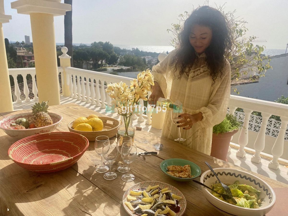 Villa for rent in Elviria, Marbella East