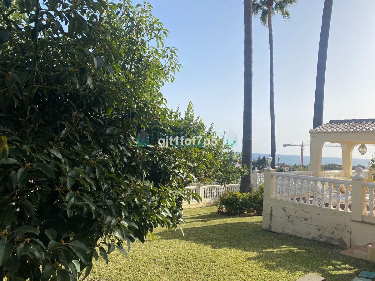 Villa for rent in Elviria, Marbella East