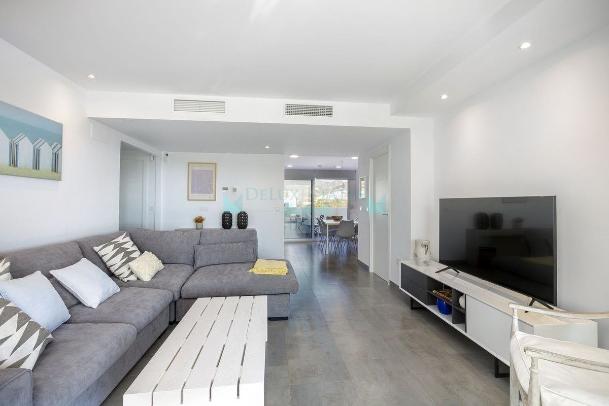 Penthouse for sale in Estepona