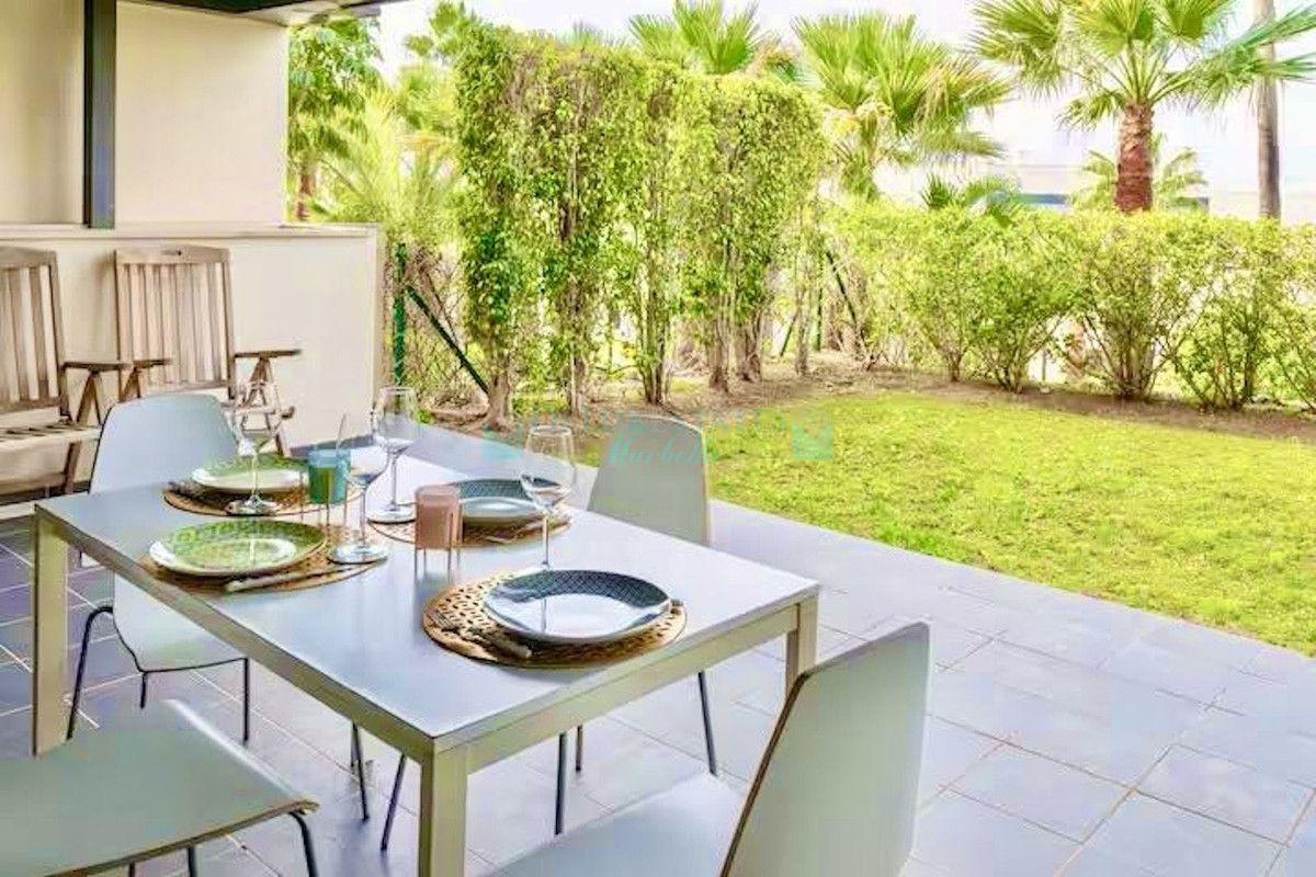 Ground Floor Apartment for sale in Los Flamingos, Benahavis