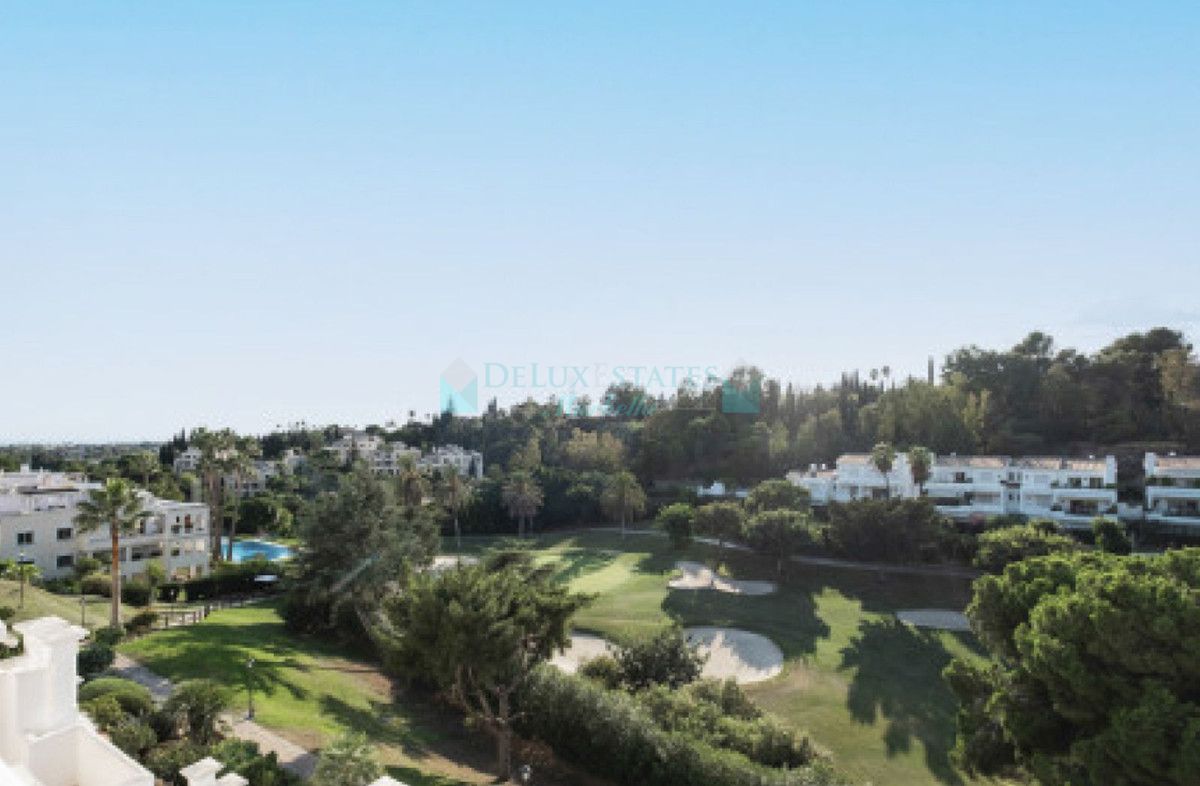 Ático en venta en La Quinta, Benahavis