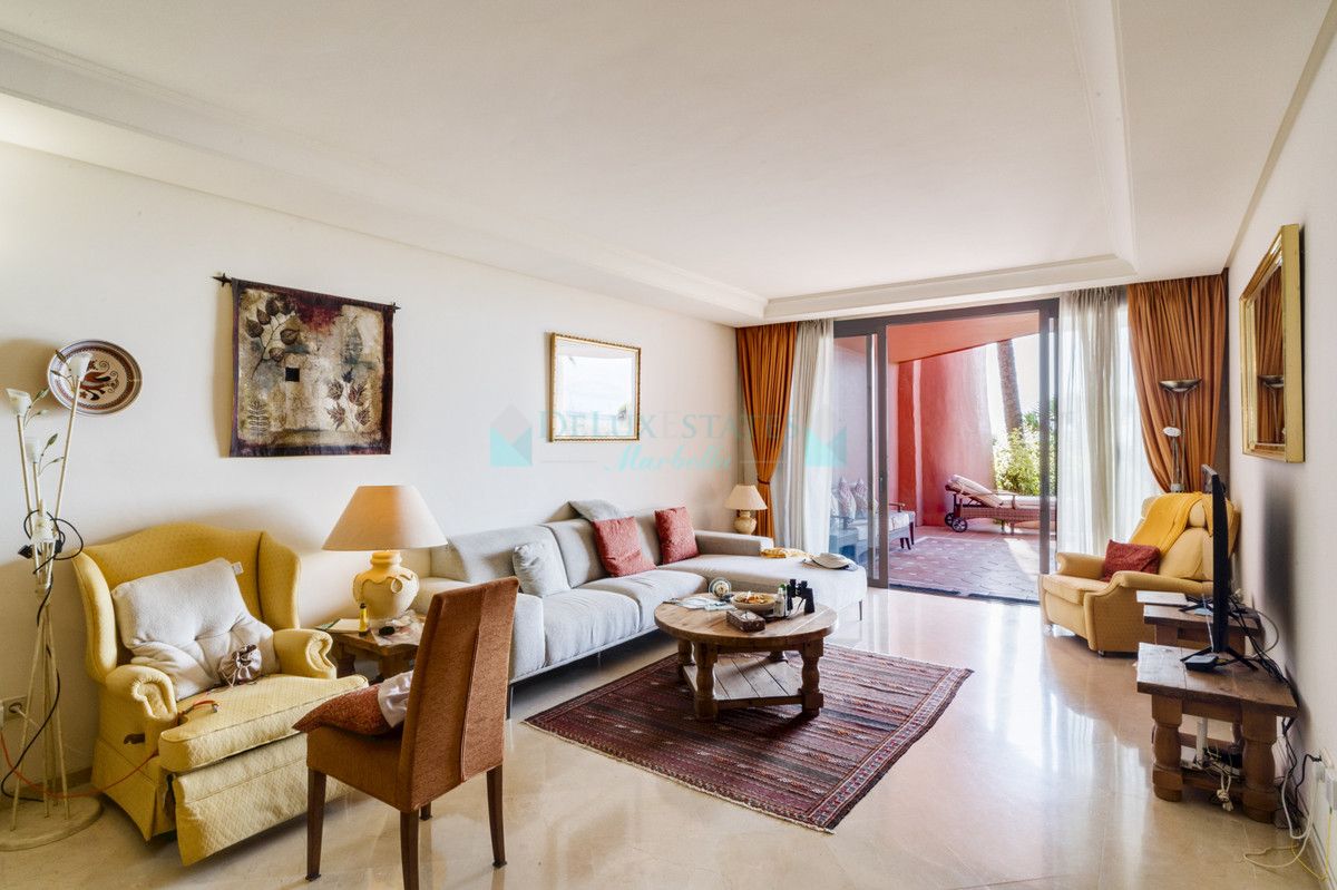 Apartamento Planta Baja en venta en Estepona