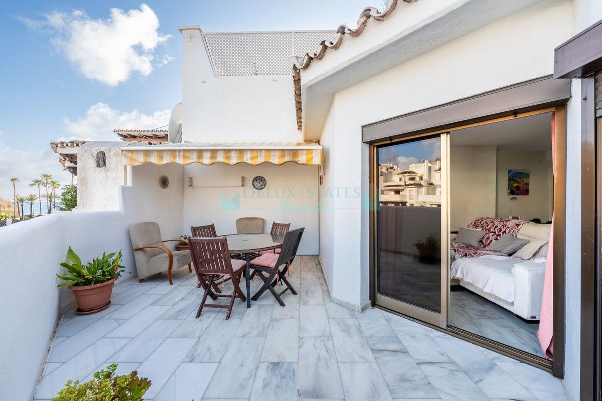Ático en venta en Elviria, Marbella Este