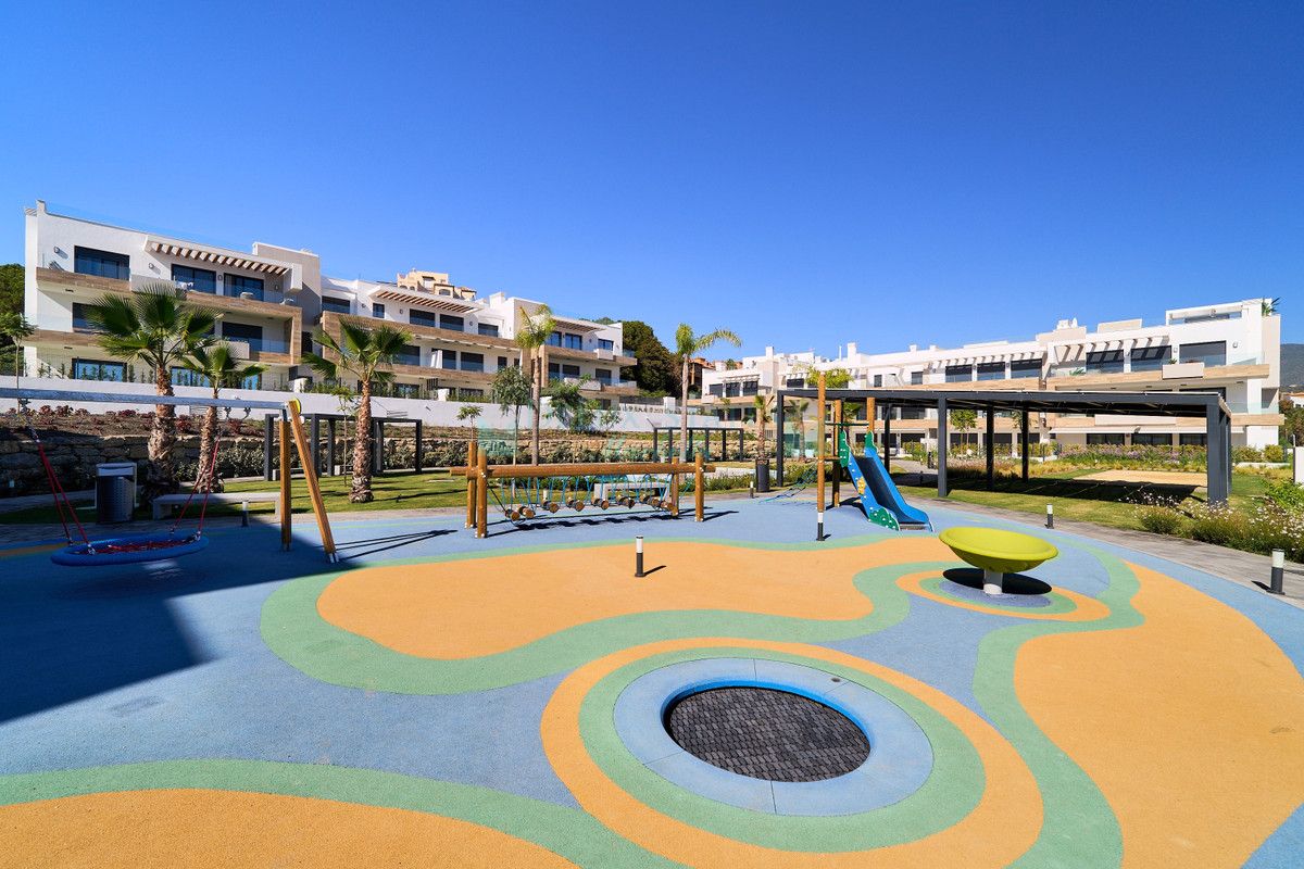 Ground Floor Apartment for sale in Estepona