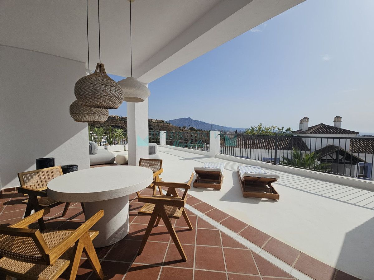 Apartamento Planta Baja en venta en El Paraiso, Estepona