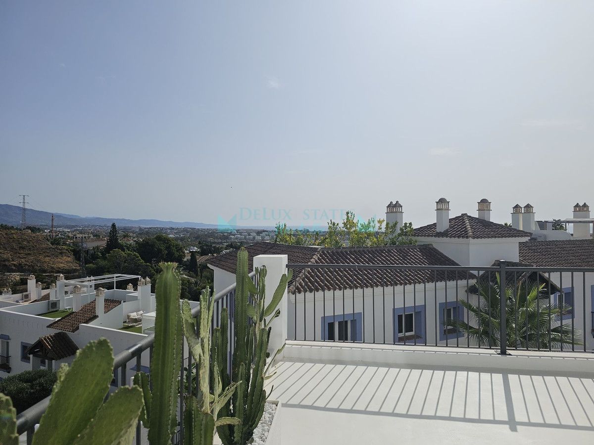 Apartamento Planta Baja en venta en El Paraiso, Estepona
