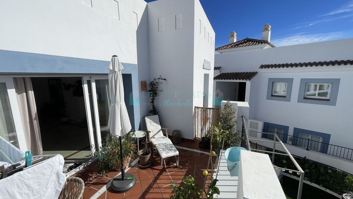 Ático en venta en El Paraiso, Estepona