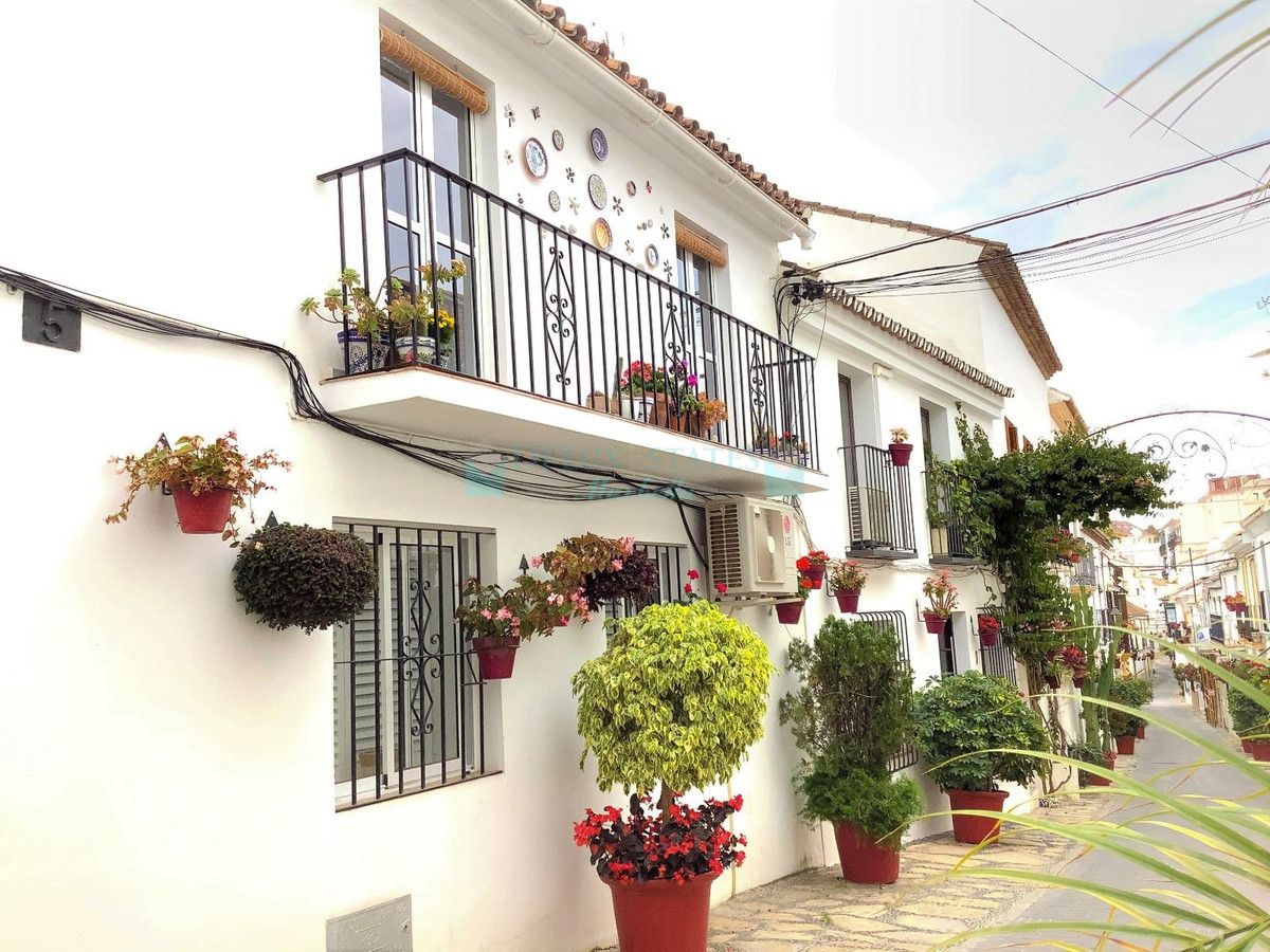 Apartamento en venta en Estepona