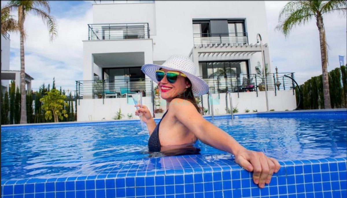 Villa en alquiler en Estepona