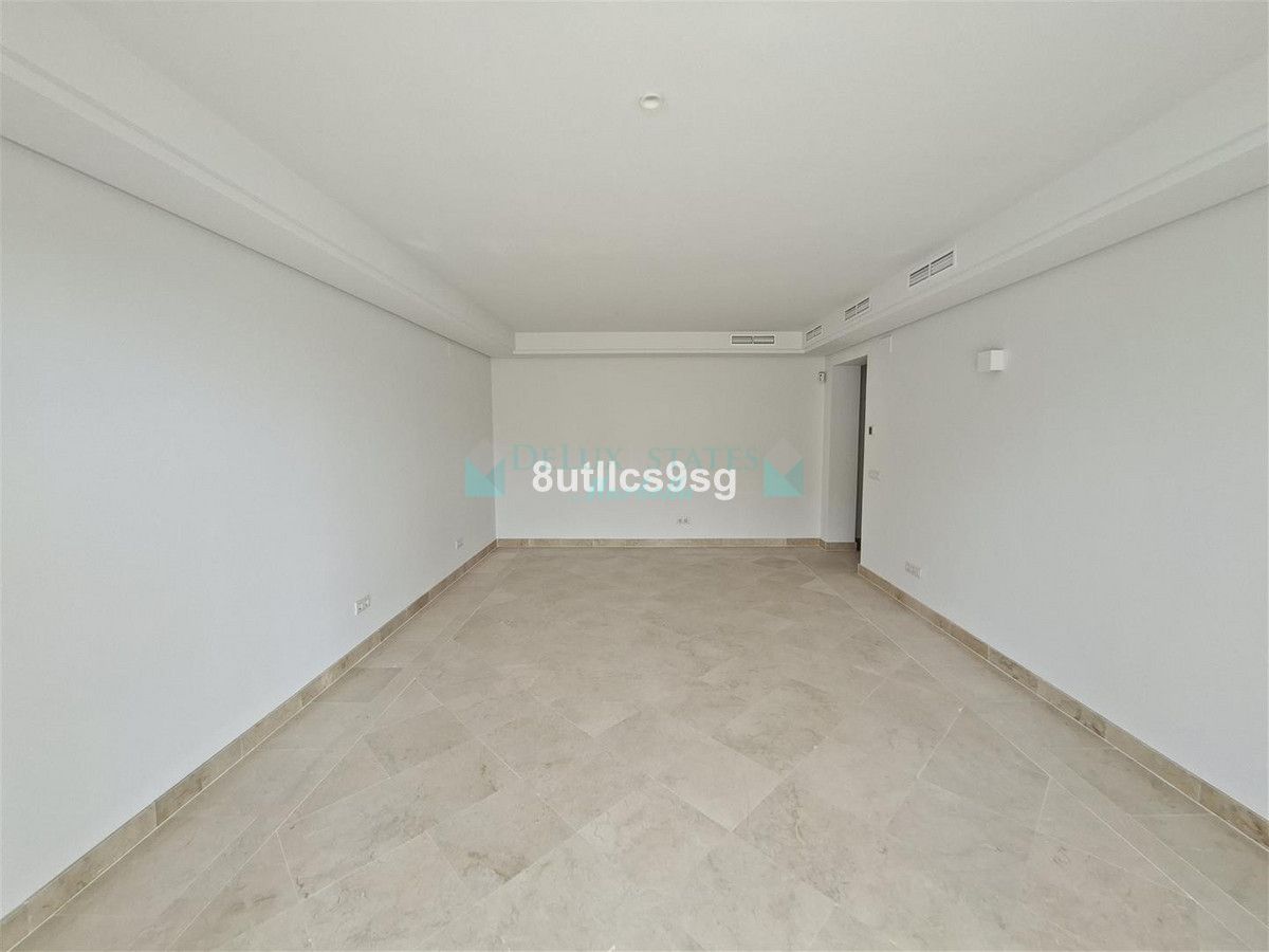 Apartamento en venta en Aloha, Nueva Andalucia