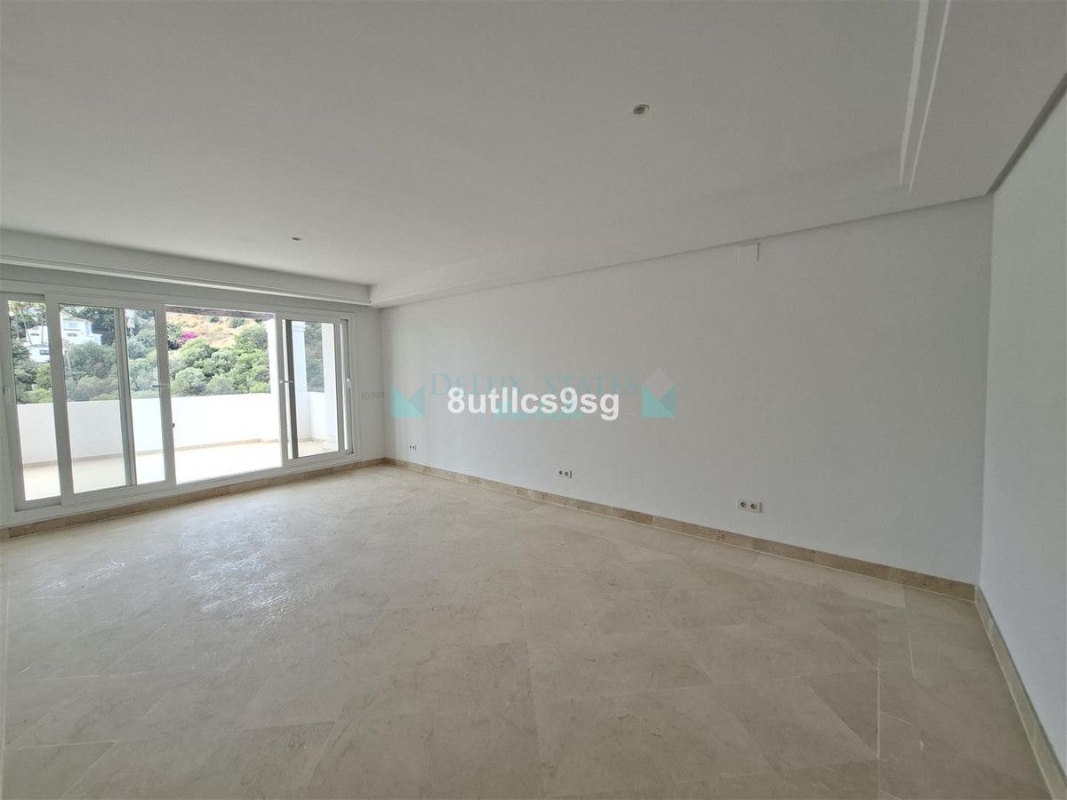 Apartamento en venta en Aloha, Nueva Andalucia