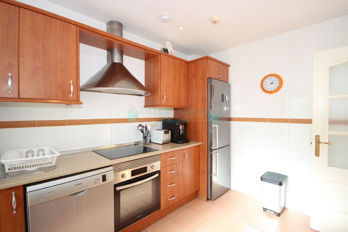 Town House for sale in El Rosario, Marbella East