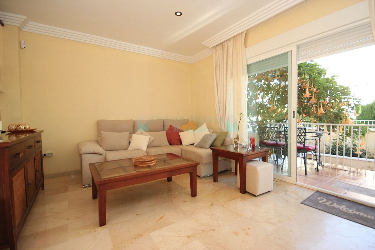 Town House for sale in El Rosario, Marbella East